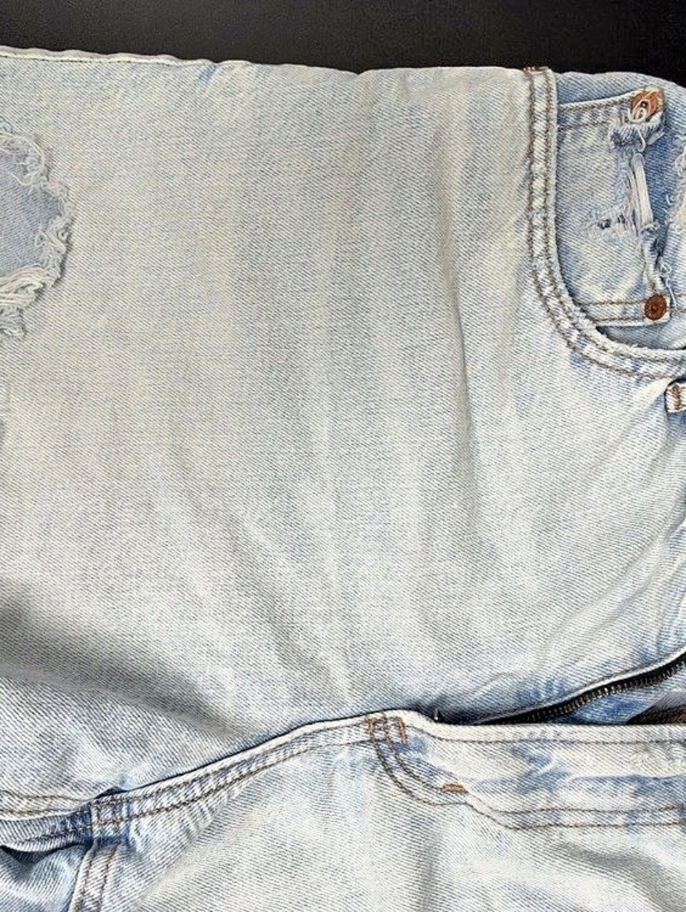 American Eagle Distressed Denim Jean Shorts in Blue Size 12